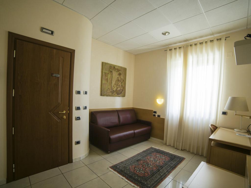 Park Hotel La Grave Castellana Grotte Kültér fotó